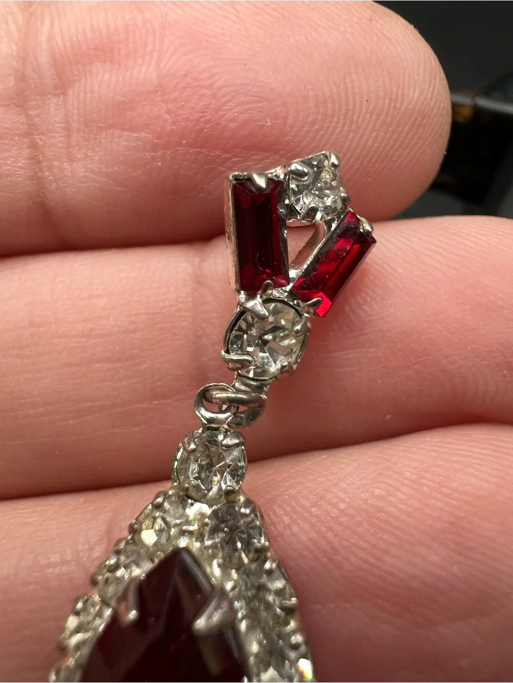 Vtg Red Rhinestone Dangle Earrings Silver Tone Marquise Glass Stones Art Deco